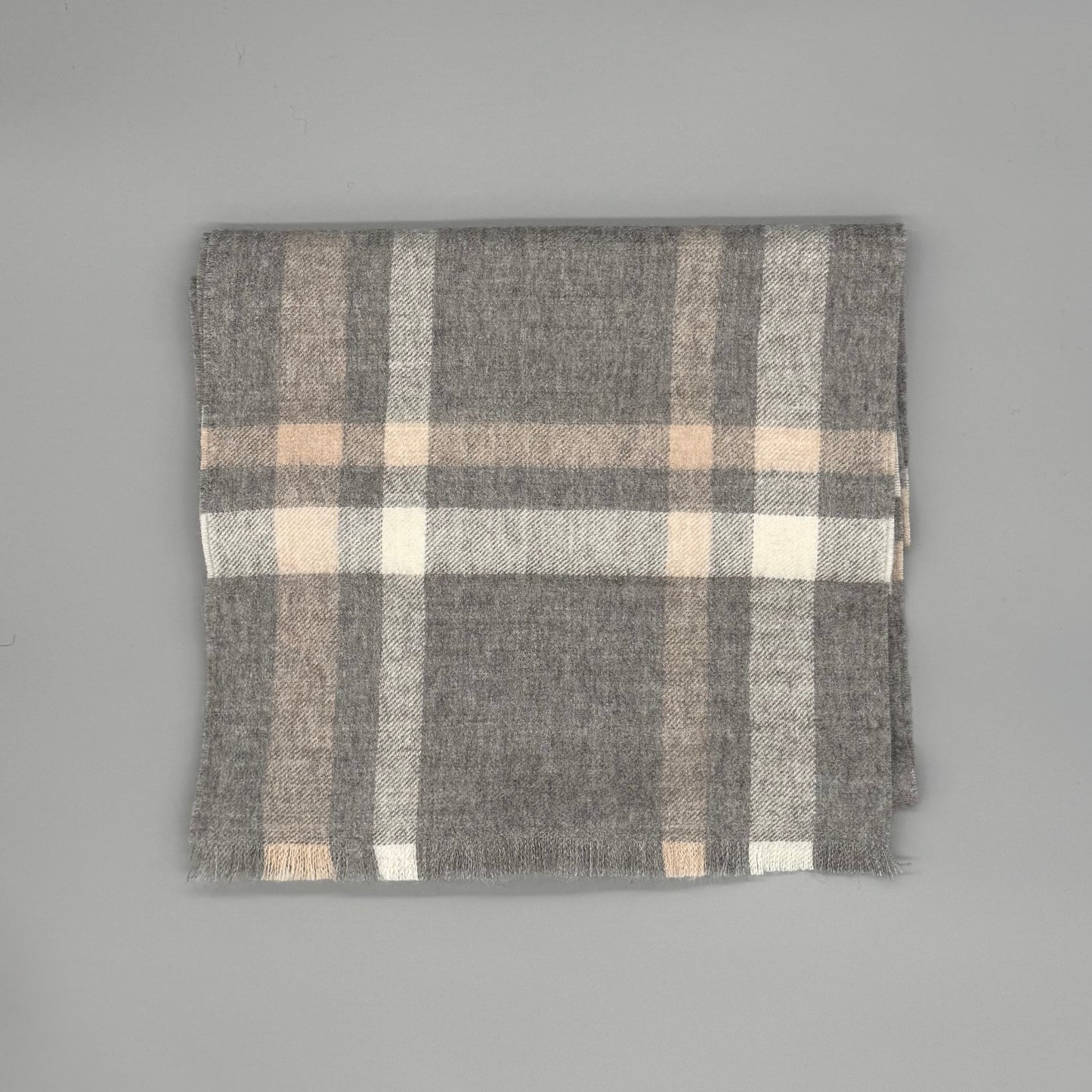 High-quality alpaca scarf made from the finest baby alpaca wool Cozy Soft & Hypoallergenic | Available in different designs