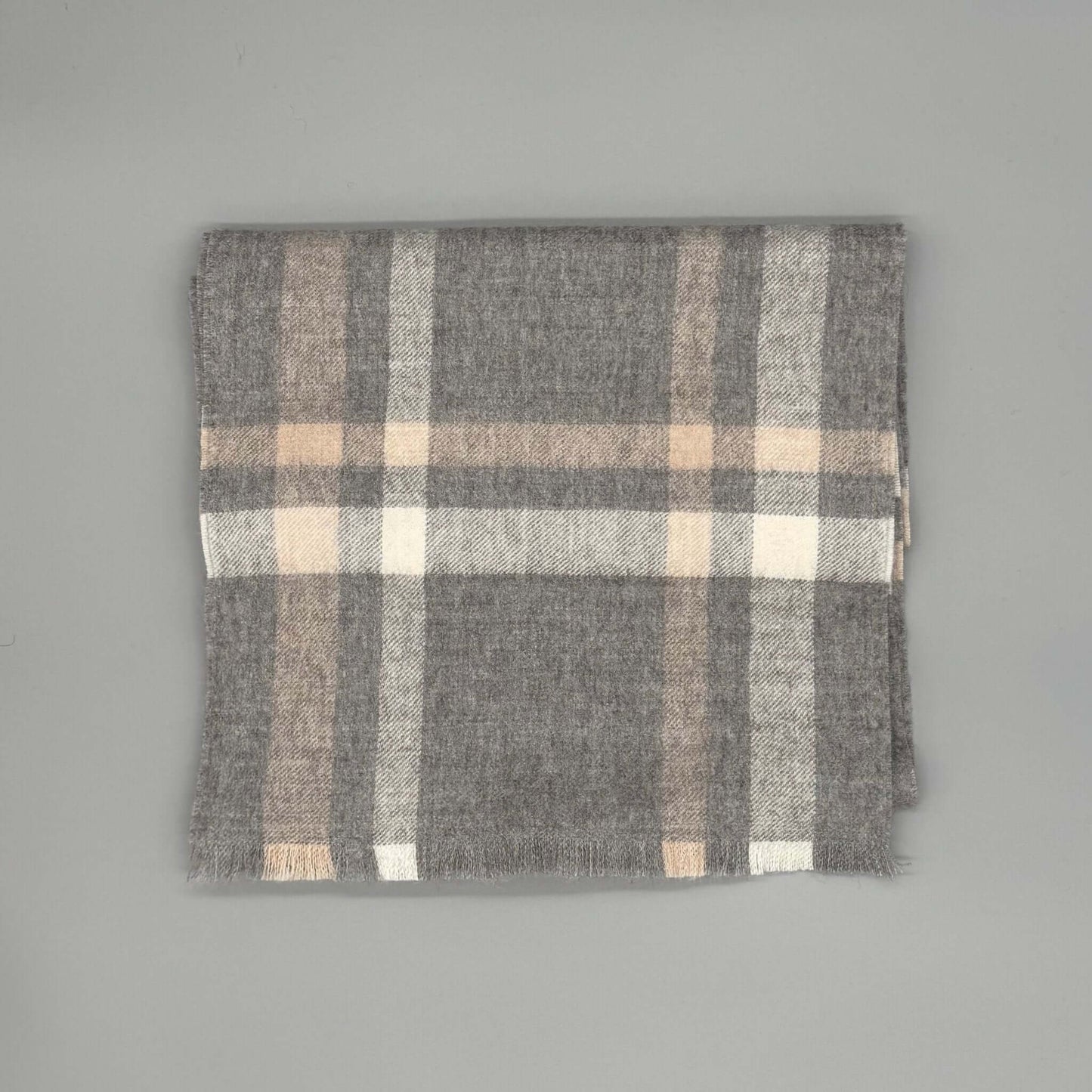 High-quality alpaca scarf made from the finest baby alpaca wool Cozy Soft & Hypoallergenic | Available in different designs