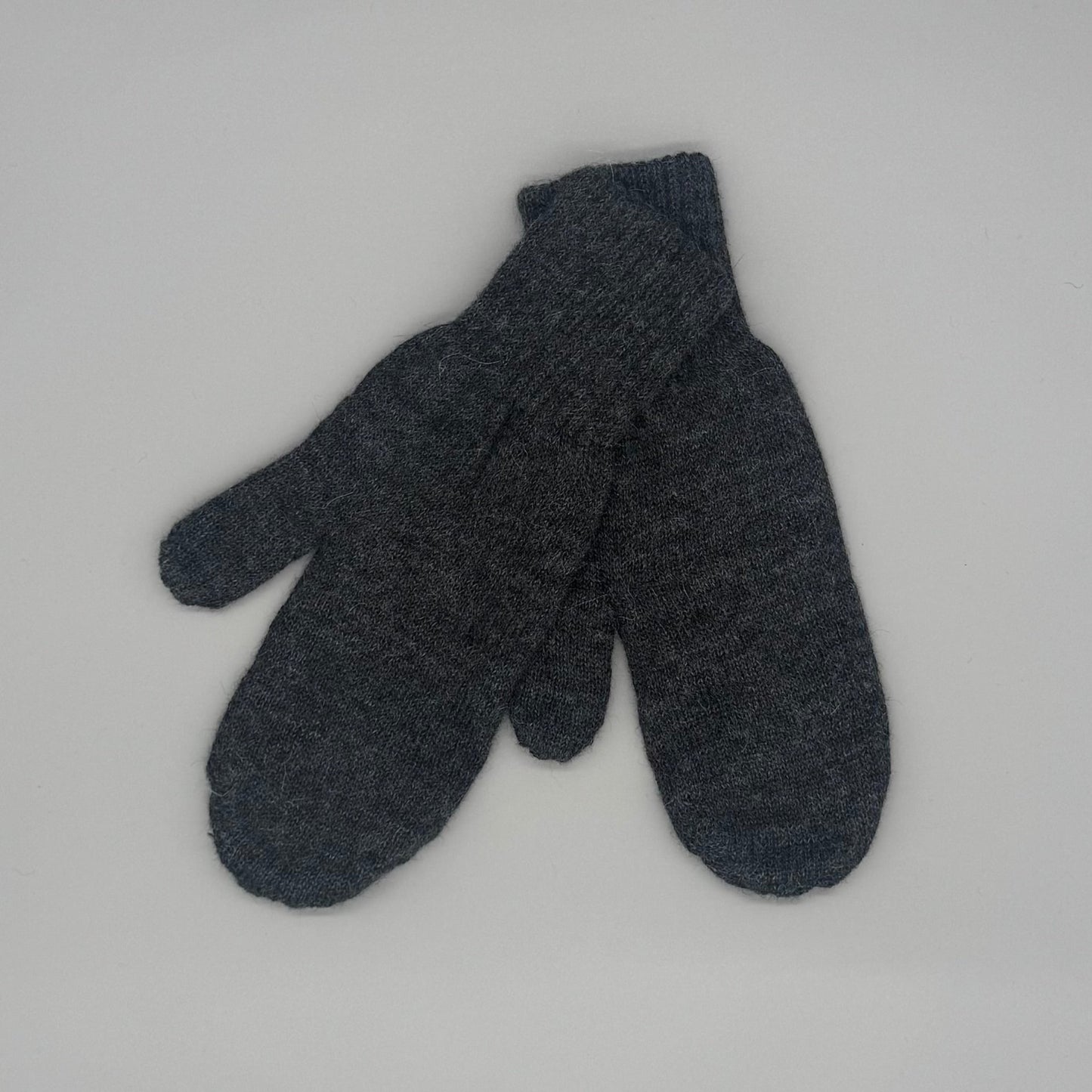 Kuschelige Winter-Fäustlinge aus 100% Baby Alpakawolle in verschiedenen Größen