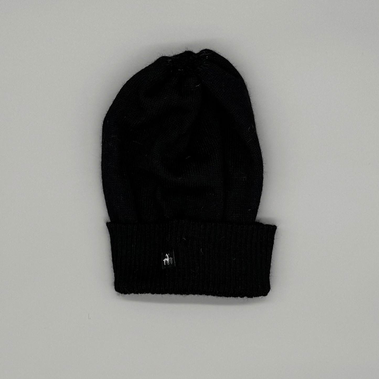 Schwarze Alpaka Wendemütze aus 100% Baby-Alpakawolle, modern und weich, unisex