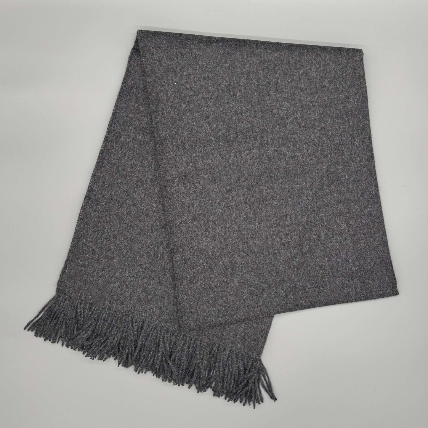 Warme Couchdecke aus 100% Alpakawolle in Naturfarben