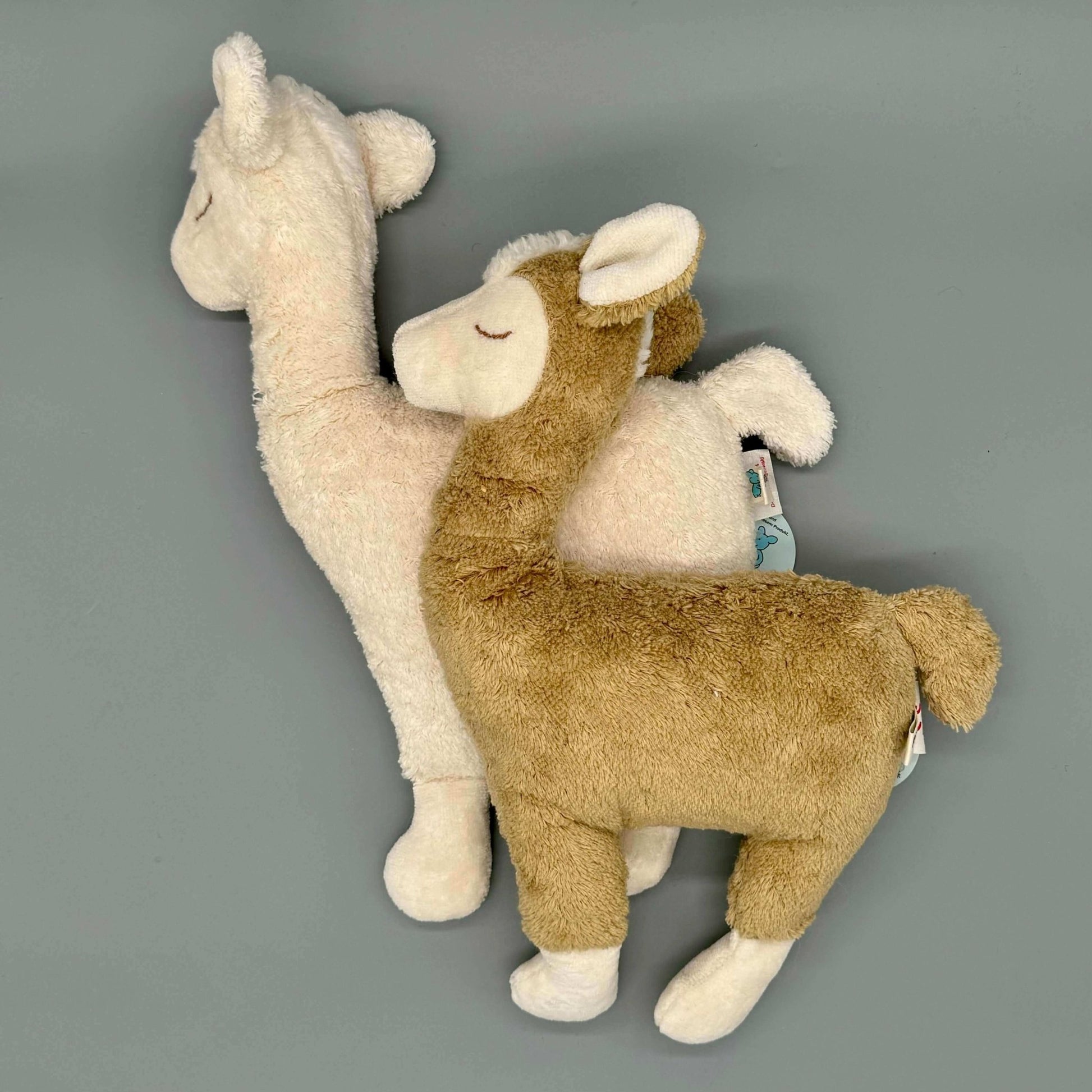 Kleines Alpaka Lama Plüschtier aus weichem Material – vegan und kuschelig