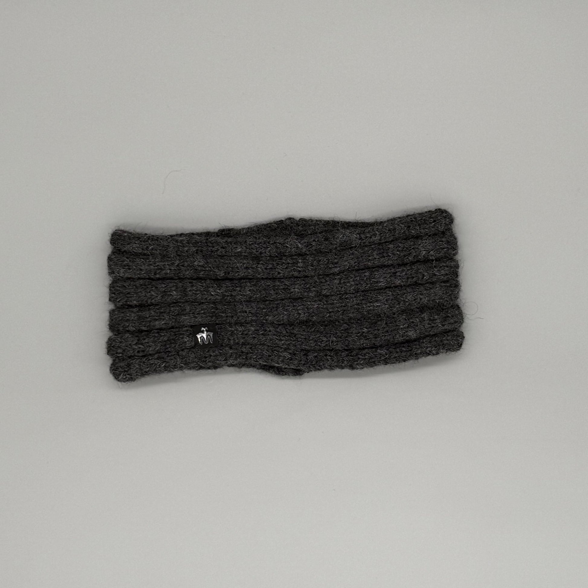 Alpaka Stirnband aus 100% Baby Alpaka in Dunkelgrau, dick gestrickt und extrem warm.