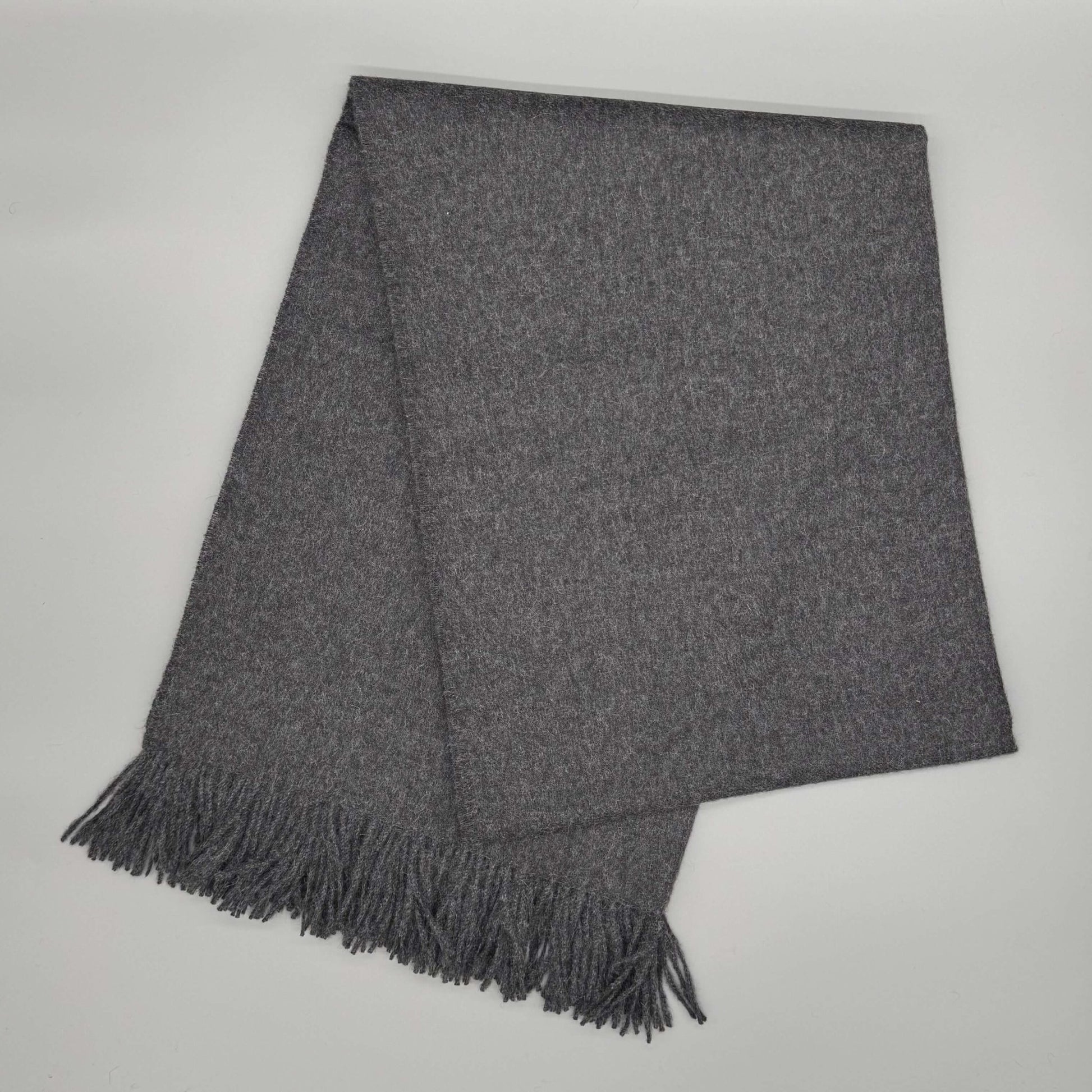 Warme Couchdecke aus 100% Alpakawolle in Naturfarben