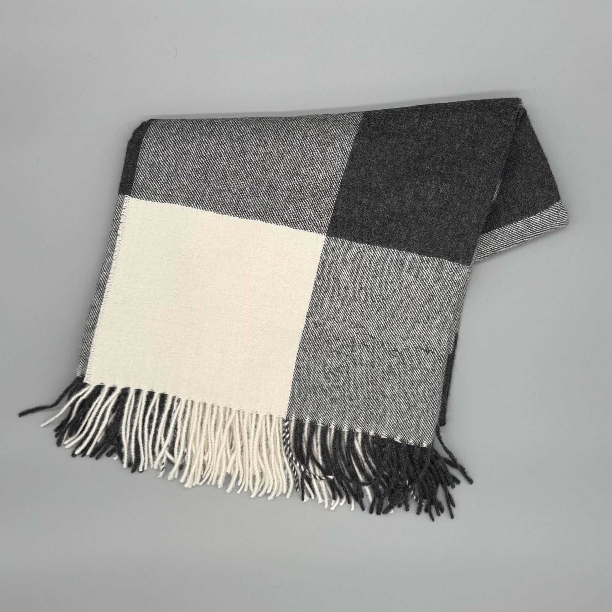 Alpaka Plaid 130x180 cm – Wärmend, weich & nachhaltig