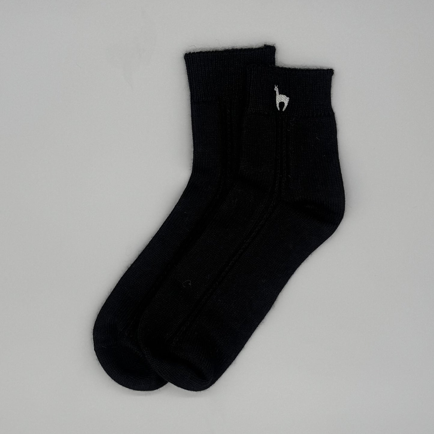 Alpaka Crew Socken kaufen – Alpakawolle Wohlfühl-Socken für alle Jahreszeiten (Grau, Beige, Schwarz)