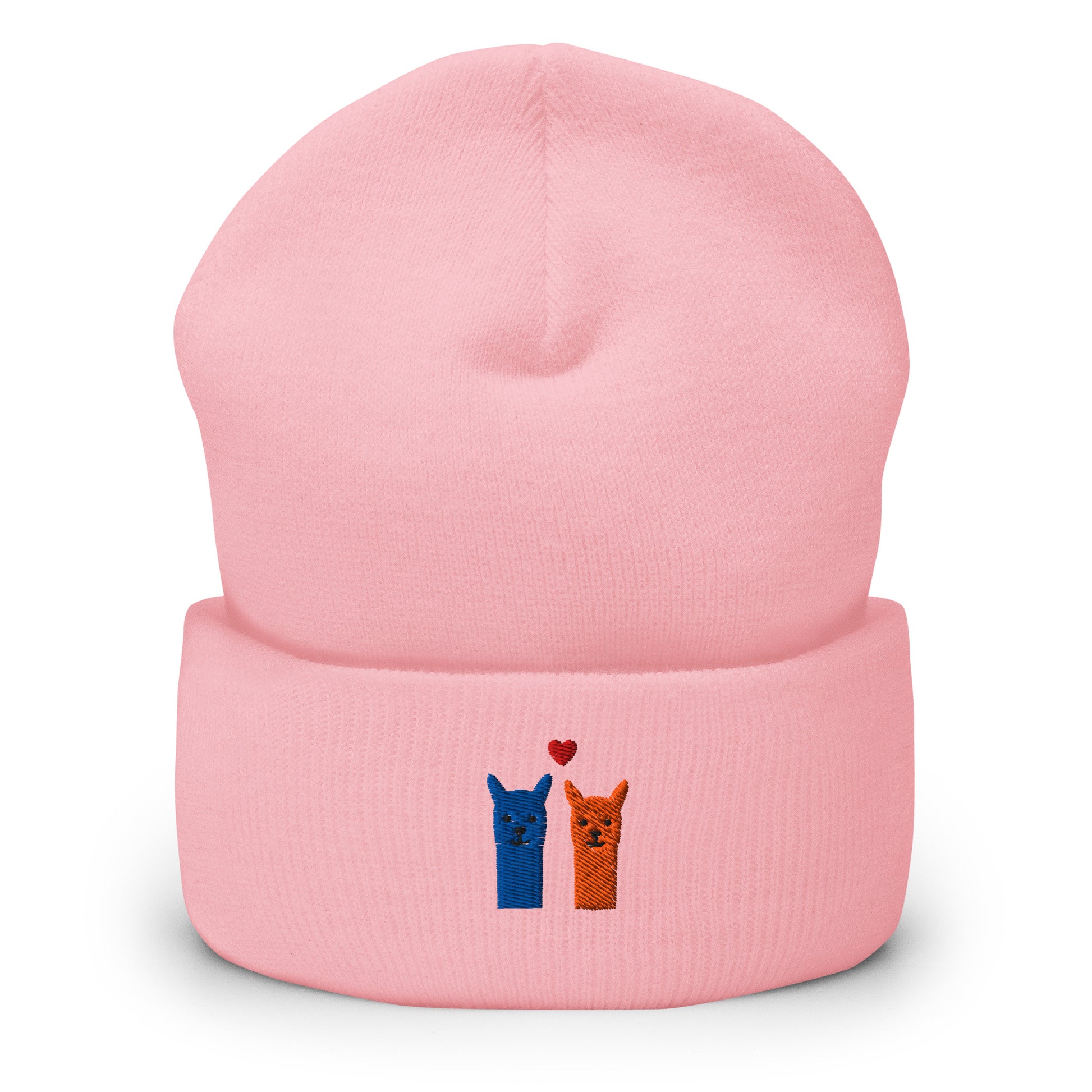 Alpaka Beanie mit rosa Hintergrund und buntem Alpaka-Stickmotiv, süßes Herzdesign.