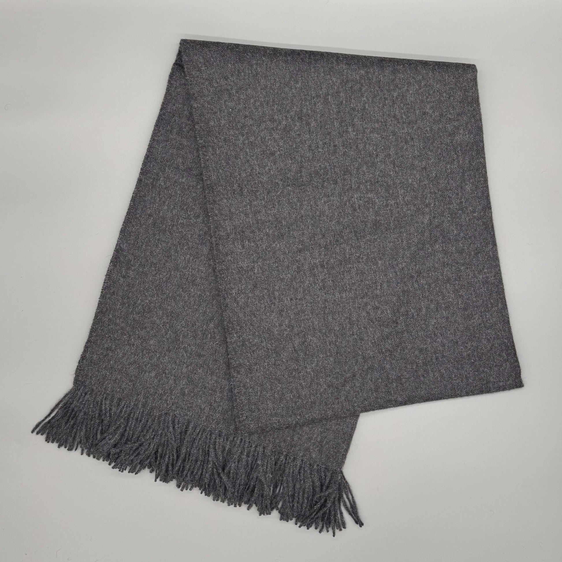 Warme Couchdecke aus 100% Alpakawolle in Naturfarben