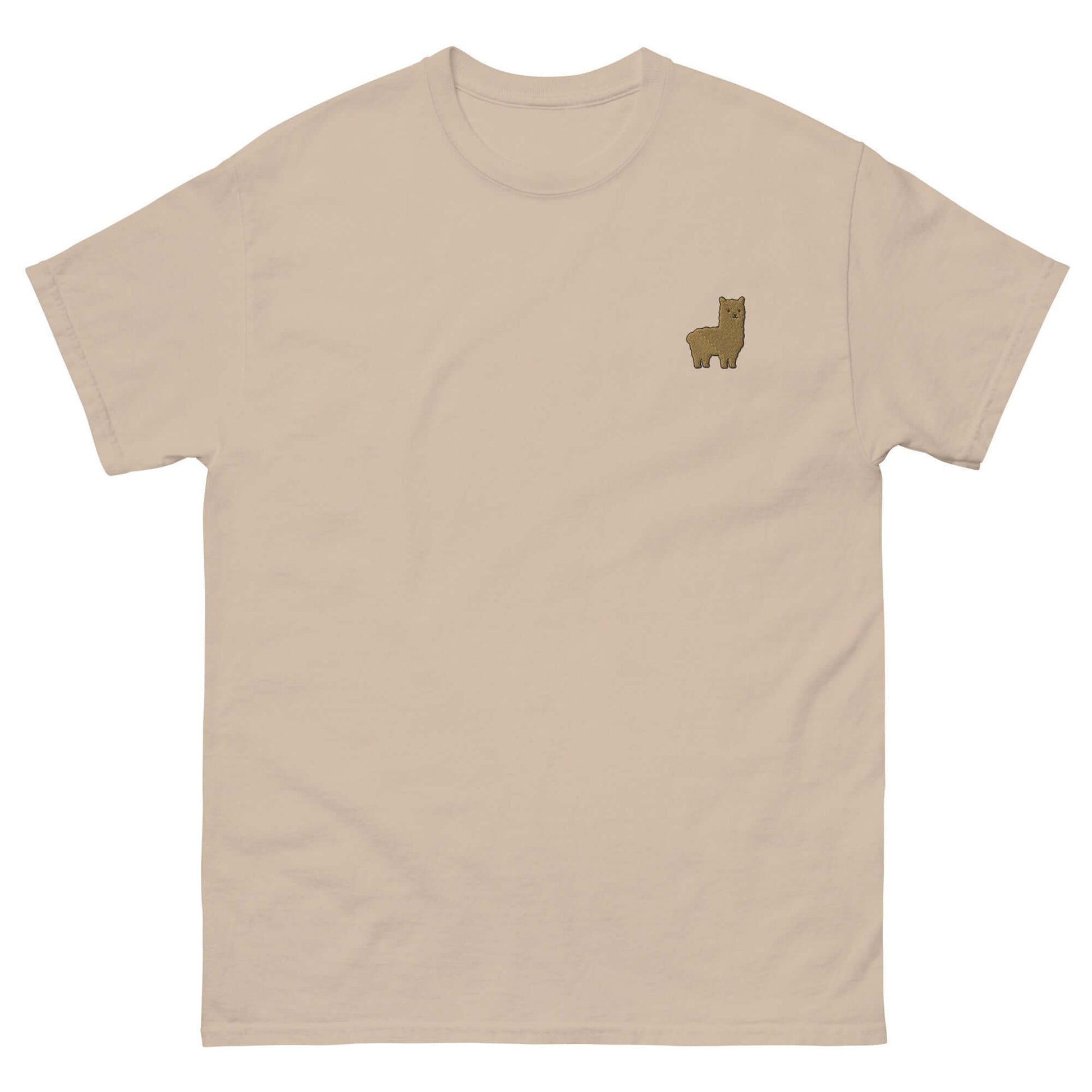 Beige T-Shirt mit gesticktem Alpaka Emoji auf der Brust – perfektes Unisex Shirt für Alpaka-Fans, 100% Baumwolle.