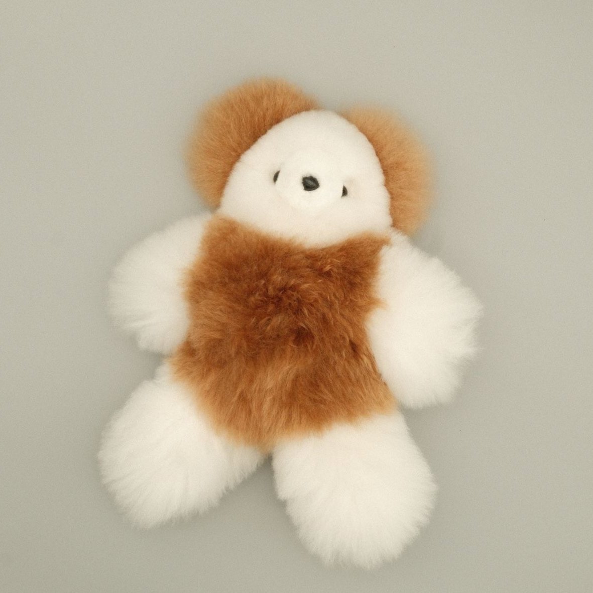 Handgefertigter Teddybär aus 100% Babyalpakawolle – Weiches, hypoallergenes Kuscheltier (30 cm)