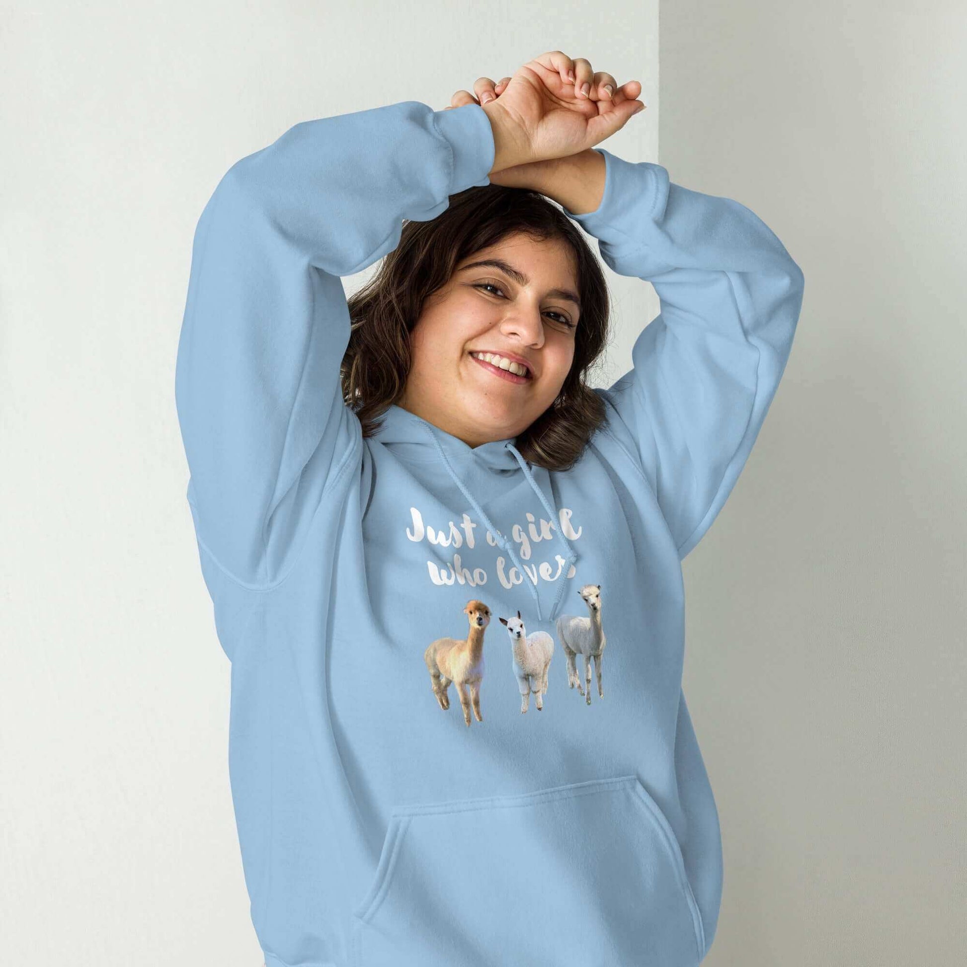 Alpaka-Motiv Hoodie 'Just a girl who loves alpacas' mit Caramella und Lotta - Must-Have für Fans